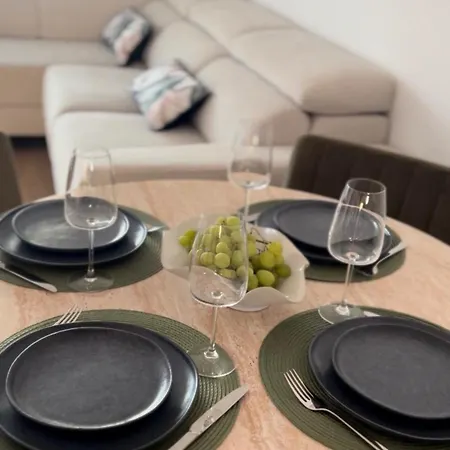 Casa Laurista Luxury Apartment *